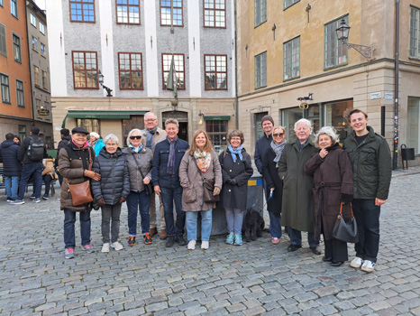 Guidade rundturen asvlutades p� Stortorget